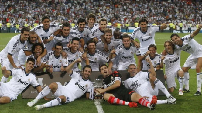 Real Madrid Mùa Giải 2011-2012: Đỉnh Cao Chiến Thuật và Những Siêu Sao Sáng Giá nhất cùng Ku11